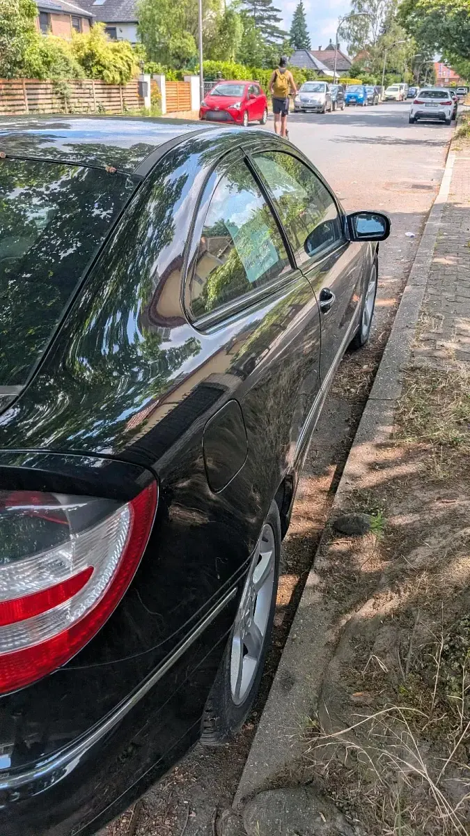 Gebraucht Mercedes C180 143 PS (105 kW) 2004 Schwarz Coupé