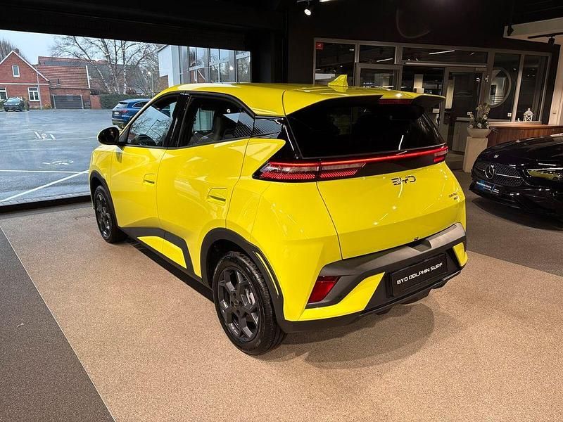 Käytetty BYD Dolphin Surf Boost 64 kW (88 HP) 2026 Vihreä Viistoperä
