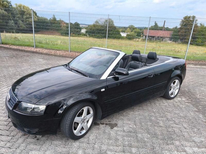 Schwarz Gebraucht 2005 Audi Cabriolet Cabrio | 5.100 € (Fairer Preis) - Bild 1/4