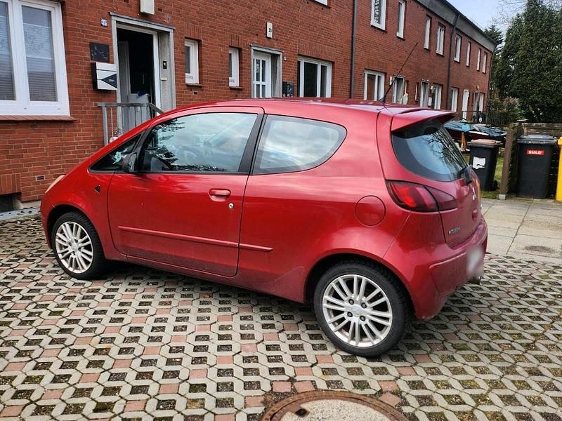 Gebraucht Mitsubishi Colt 98 PS (72 kW) 2008 Rot Kleinwagen