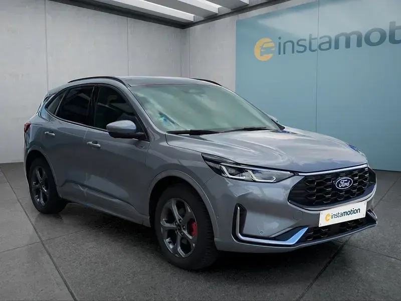 Gebraucht Ford Kuga ST-Line X 186 PS (136 kW) 2024 Silber SUV