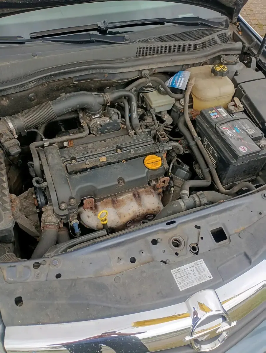 Gebraucht Opel Astra 90 PS (66 kW) 2005 Blau Coupé
