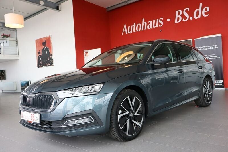 Grau Gebraucht 2020 Skoda Octavia First Edition Kombi | 21.890 € (Guter Preis) - Bild 1/4