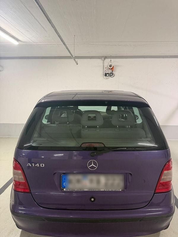 Violet Gebraucht 2000 Mercedes A140 Elegance Kleinwagen | 500 € (Superpreis) - Bild 1/4