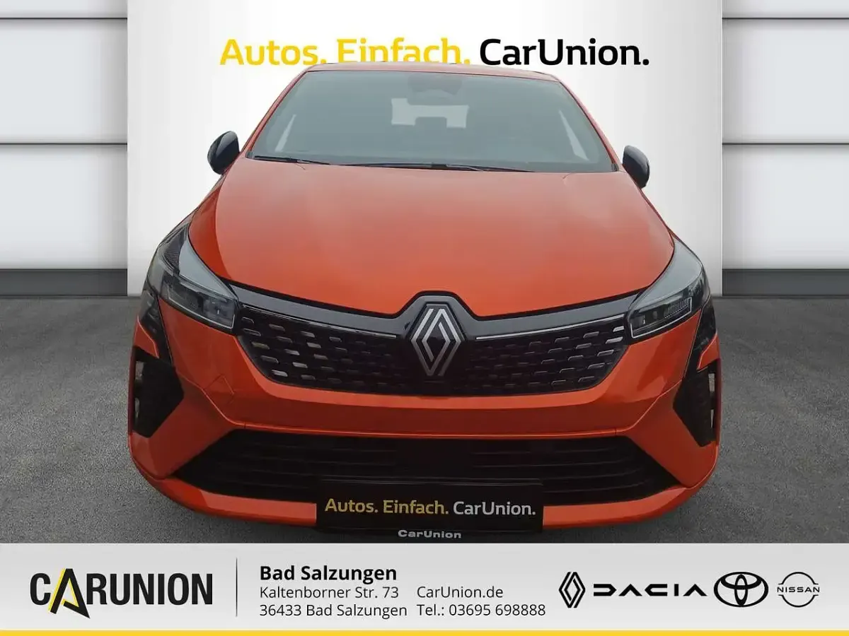 Neu Renault Clio V Techno 146 PS (107 kW) 2025 Valenciaorange metallic Limousine