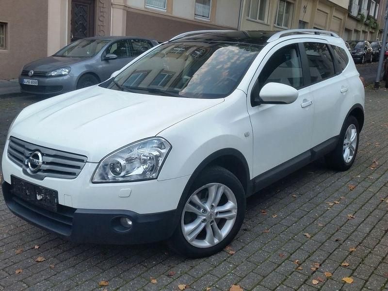 Weiß Gebraucht 2009 Nissan Qashqai +2 Acenta SUV | 7.399 € (Fairer Preis) - Bild 1/4