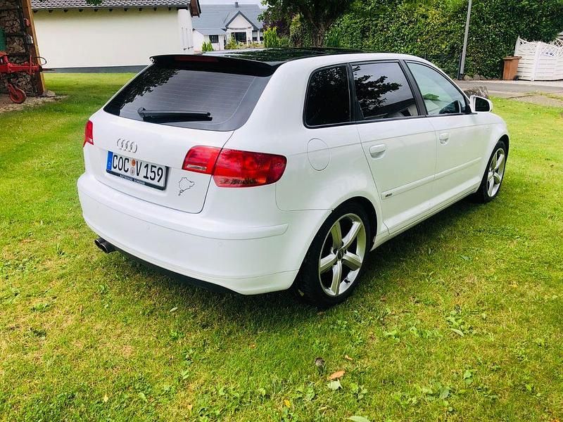 Gebraucht Audi A3 S-Line 170 PS (125 kW) 2007 Weiß Kleinwagen