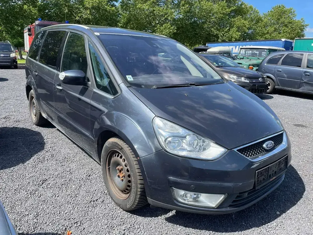Gebraucht Ford Galaxy Ghia 140 PS (102 kW) 2010 Royalgrau met. Van / Kleinbus