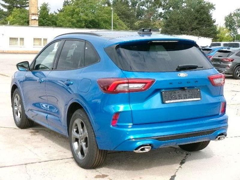 Neu Ford Kuga ST-Line 151 PS (111 kW) 2025 Blau SUV