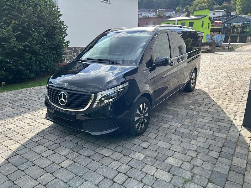 Gebraucht Mercedes EQV300 150 kW (204 PS) 2020 Schwarz Van / Kleinbus