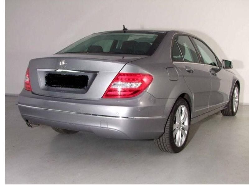 Gebraucht Mercedes C200 Avantgarde 136 PS (100 kW) 2011 Grau Limousine