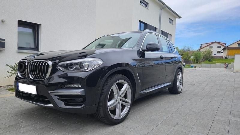 Schwarz Gebraucht 2020 BMW X3 Luxury Line SUV | 32.500 € (Guter Preis) - Bild 1/4