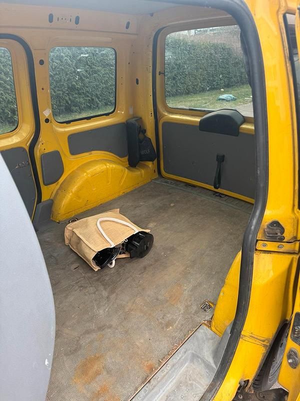 Gebraucht VW Caddy 109 PS (80 kW) 2008 Gelb Van / Kleinbus