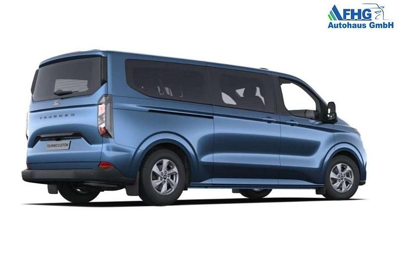 Neu Ford Tourneo Trend 136 PS (100 kW) 2025 Chrome blue metallic Van / Kleinbus