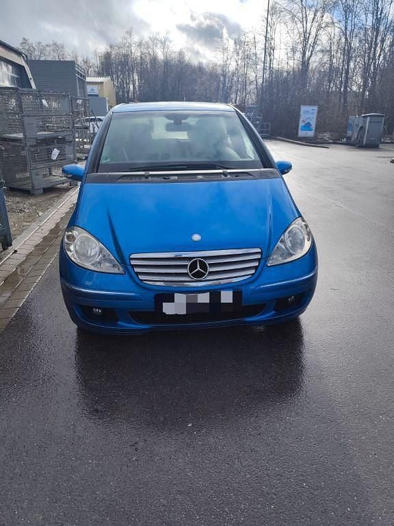 Gebraucht Mercedes A150 Classic 95 PS (69 kW) 2008 Blau Van / Kleinbus