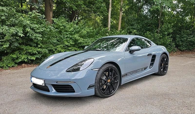 Grau Gebraucht 2024 Porsche 718 Cayman Edition Coupé | 78.950 € (Etwas zu teuer) - Bild 1/4