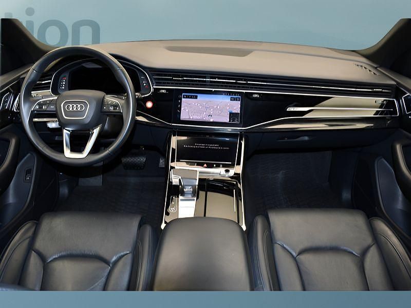Gebraucht Audi Q8 286 PS (210 kW) 2021 Grau SUV