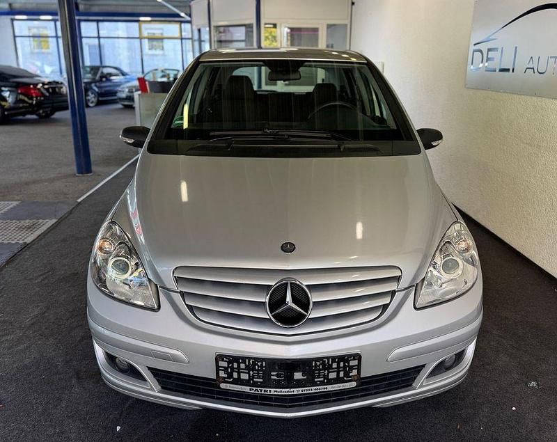 Gebraucht Mercedes B170 116 PS (85 kW) 2007 Silber Van / Kleinbus