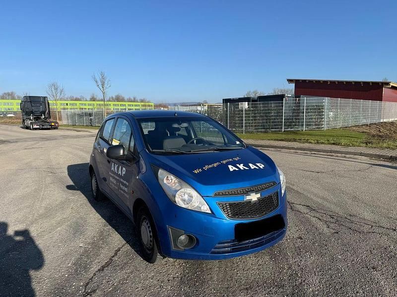 Używany Chevrolet Spark 68 KM (50 kW) 2011 Niebieski Hatchback
