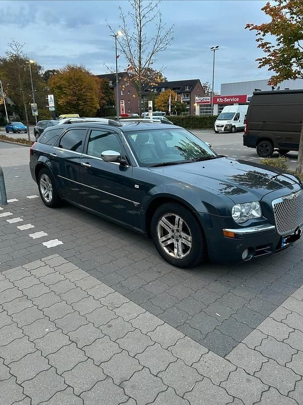 Blau Gebraucht 2009 Chrysler 300C Touring Kombi | 6.700 € (Guter Preis) - Bild 1/4