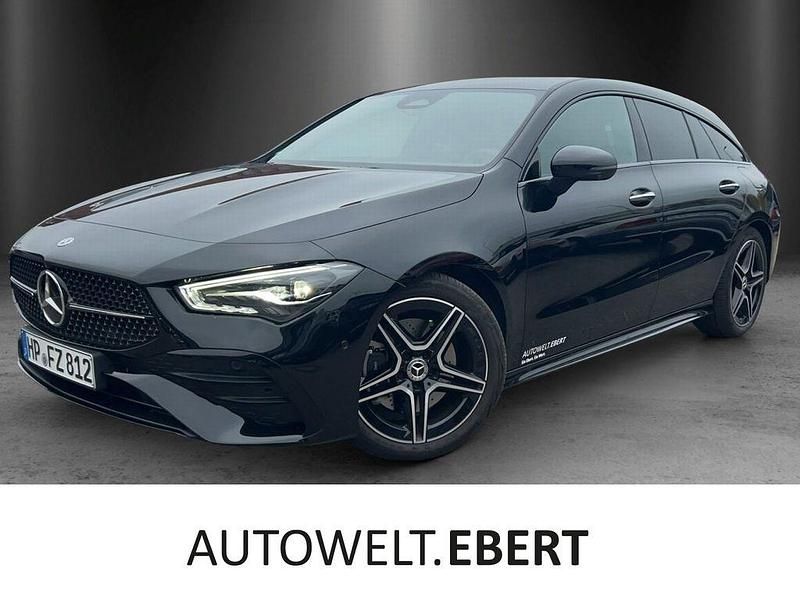 Kosmosschwarz Gebraucht 2024 Mercedes CLA200 Shooting Brake AMG Kombi | 42.990 € - Bild 1/4