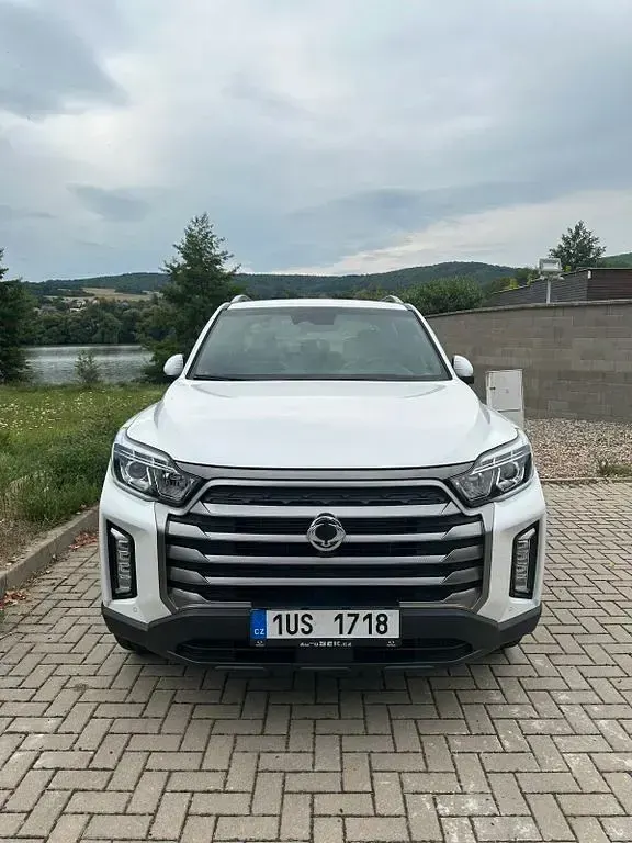 Gebraucht SsangYong Musso 203 PS (149 kW) 2023 Weiß Pickup