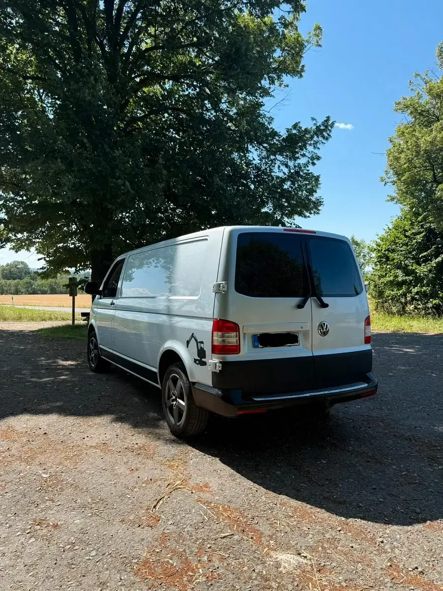 Gebraucht VW T5 140 PS (102 kW) 2012 Silber Van