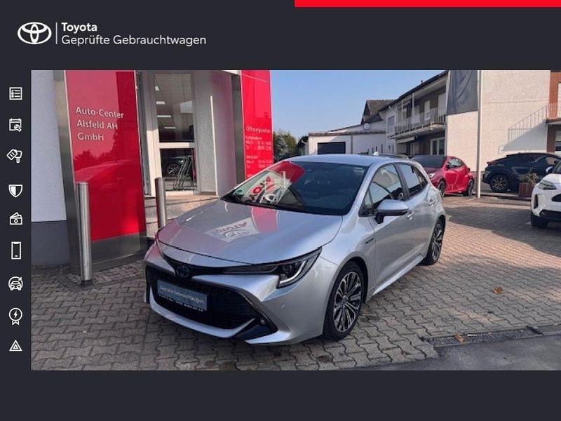 Silber Gebraucht 2021 Toyota Corolla Hybrid Team Limousine | 21.780 € (Fairer Preis) - Bild 1/4