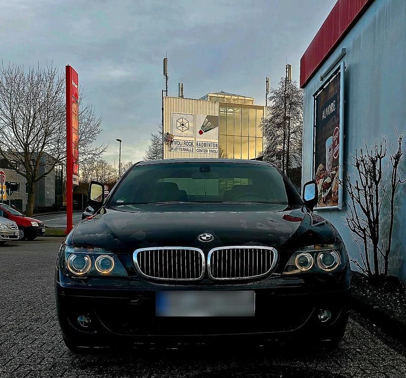 Second-hand BMW 730 231 CP (169 kW) 2005 Negru Berlinǎ