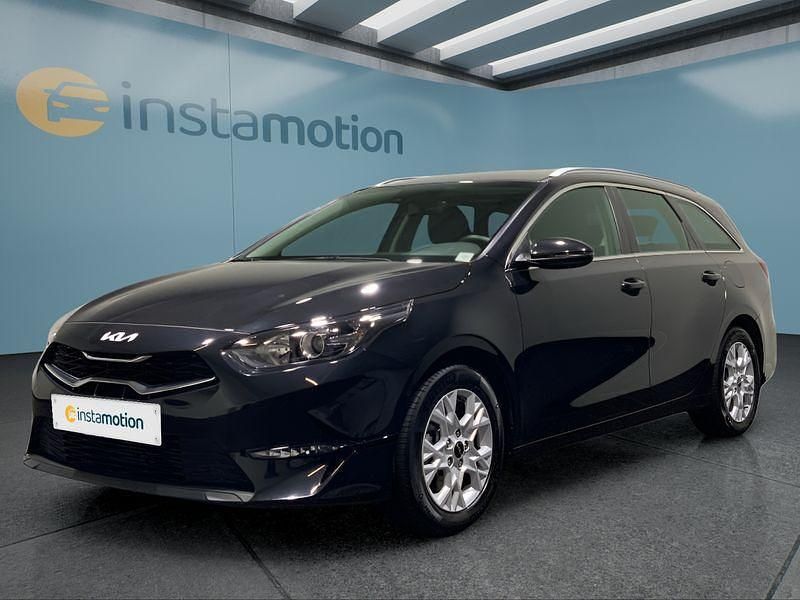 Schwarz Gebraucht 2023 Kia Ceed Kleinwagen | 19.649 € (Fairer Preis) - Bild 1/4