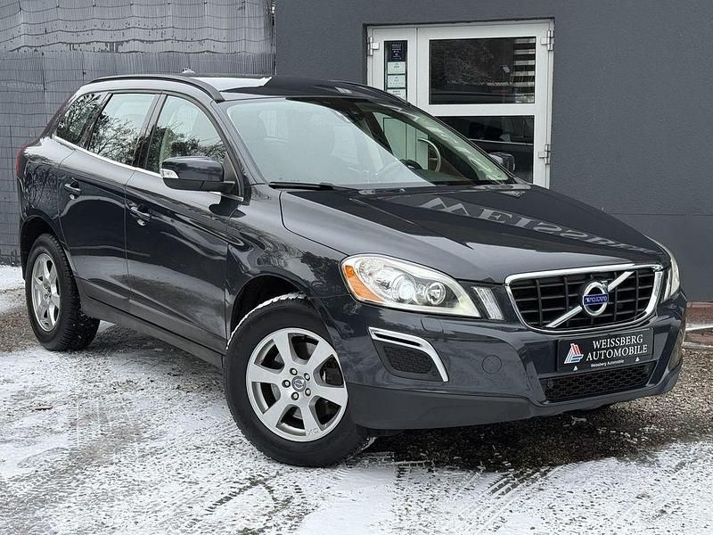 Gebraucht Volvo XC60 Momentum 205 PS (150 kW) 2011 Grau SUV
