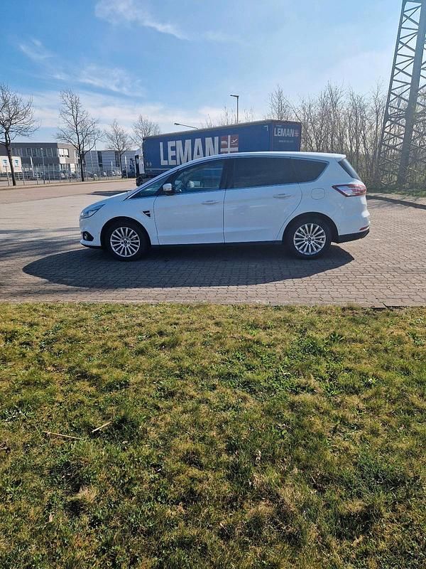 Gebraucht Ford S-MAX S 180 PS (132 kW) 2018 Weiß Van / Kleinbus