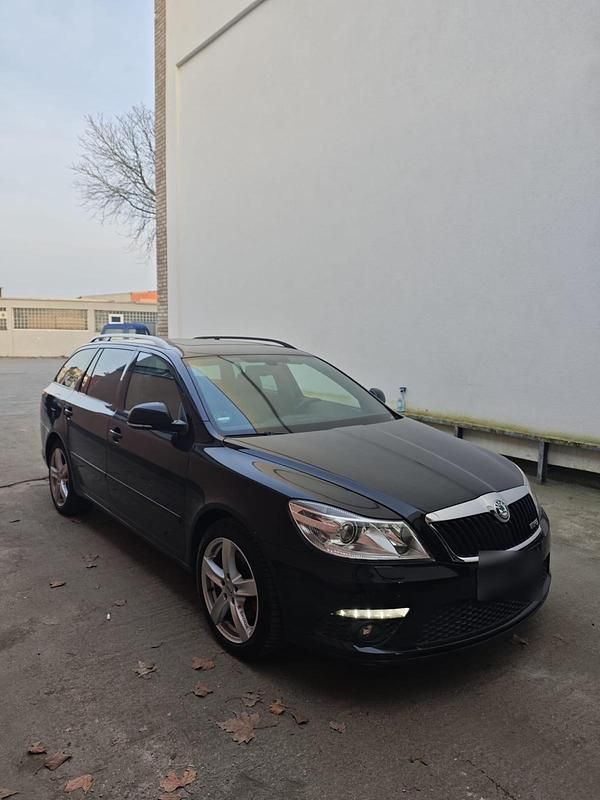 Gebraucht Skoda Octavia vRS 200 PS (147 kW) 2011 Schwarz Kombi
