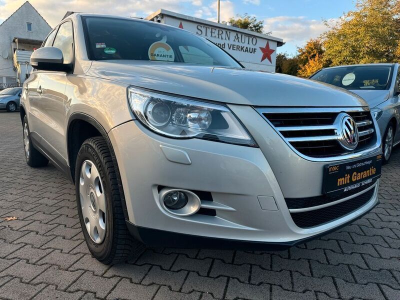 Silber Gebraucht 2009 VW Tiguan Trendline SUV | 9.499 € (Fairer Preis) - Bild 1/4