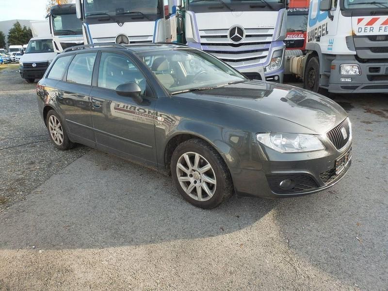 Gebraucht Seat Exeo Style 120 PS (88 kW) 2011 Limousine