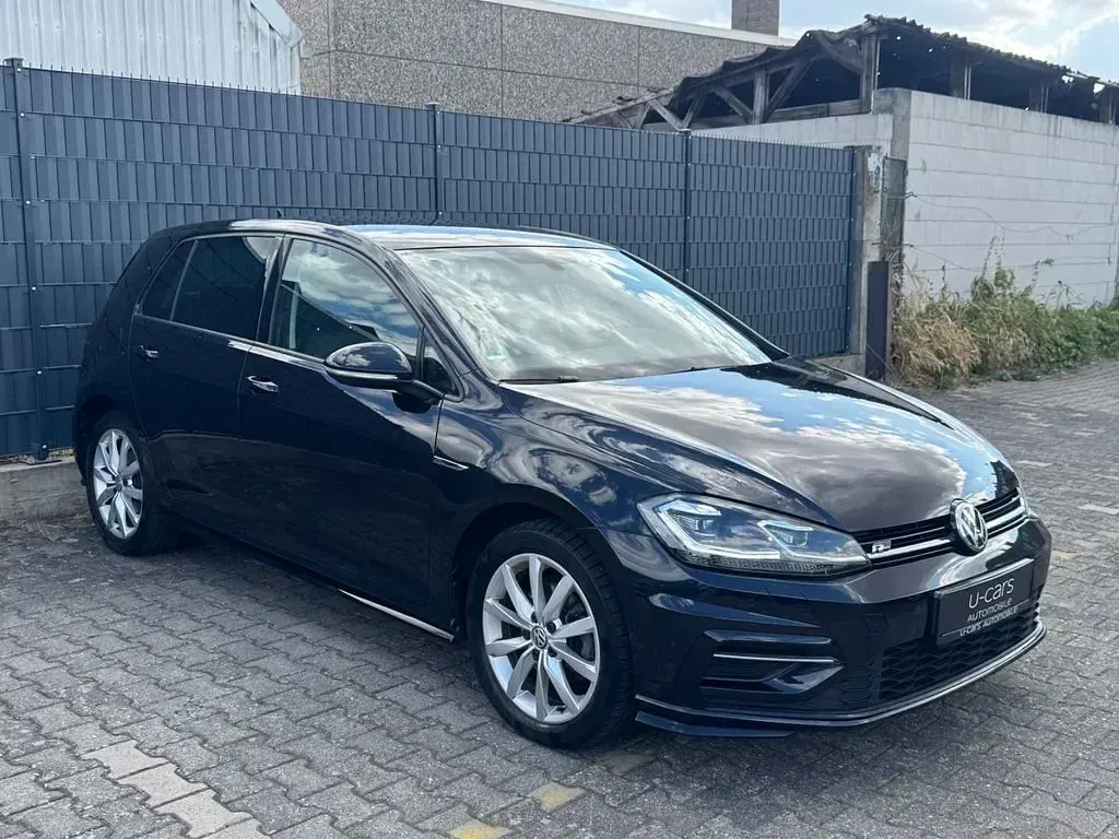 Gebraucht VW Golf VII Highline 150 PS (110 kW) 2019 Schwarz Limousine