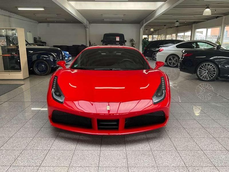 Gebraucht Ferrari 488 670 PS (492 kW) 2016 Rosso corsa ds 322 Coupé