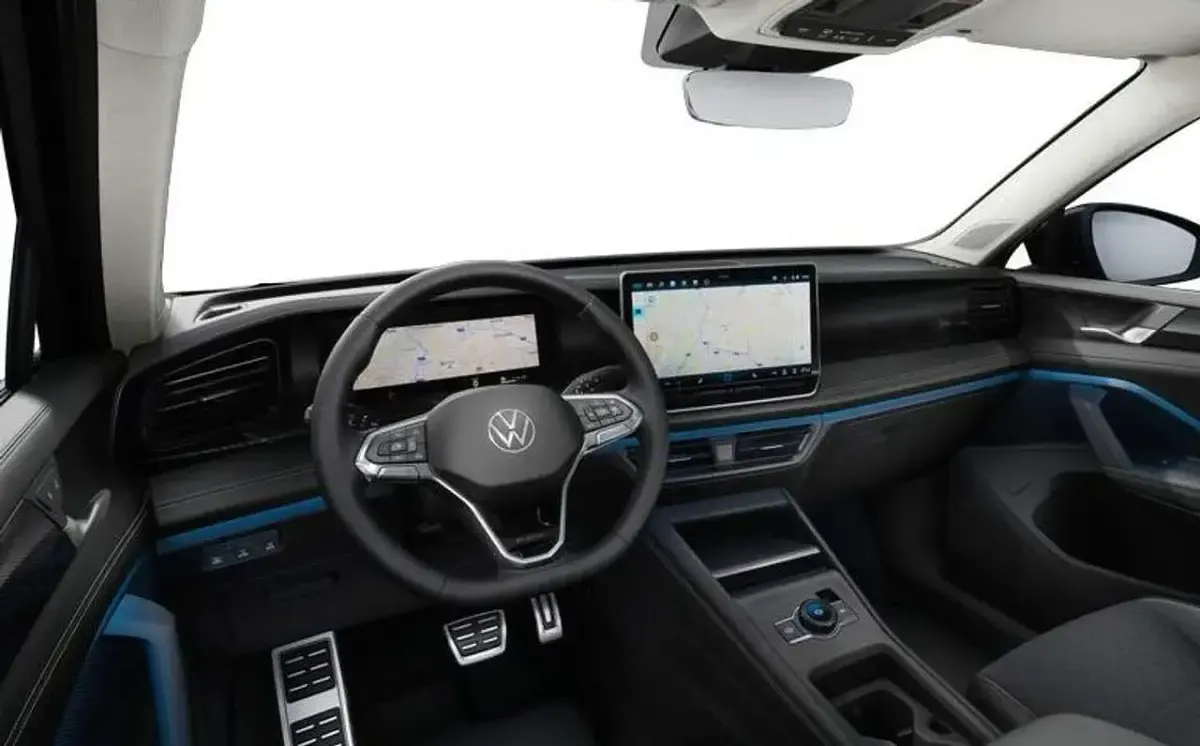Neu VW Tiguan 150 PS (110 kW) 2026 Grenadillschwarz metallic SUV