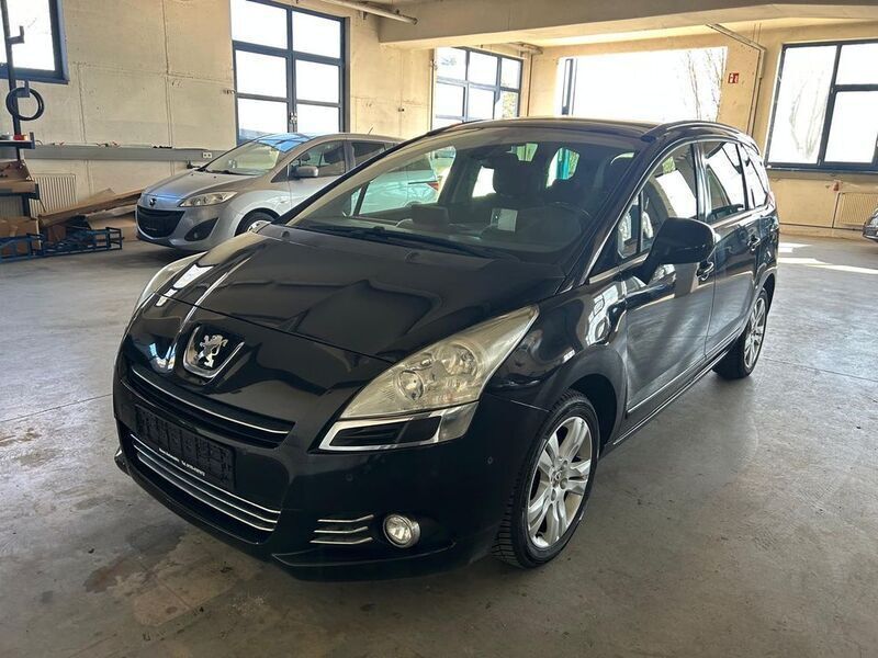 Schwarz Gebraucht 2012 Peugeot 5008 Allure Van / Kleinbus | 5.600 € (Guter Preis) - Bild 1/4