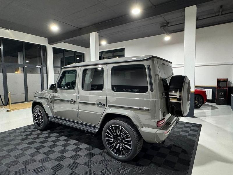 Neu Mercedes G63 AMG AMG 585 PS (430 kW) 2026 Grau SUV
