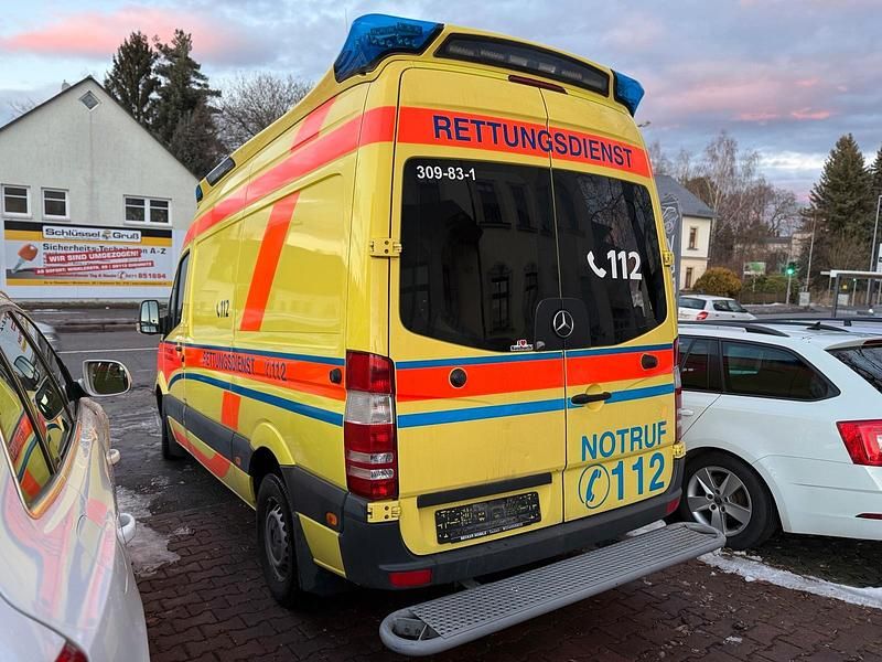 Gebraucht Mercedes Sprinter 163 PS (119 kW) 2016 Gelb Van