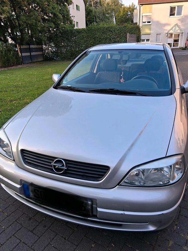 Gebraucht Opel Astra Edition 75 PS (55 kW) 2000 Grau Coupé