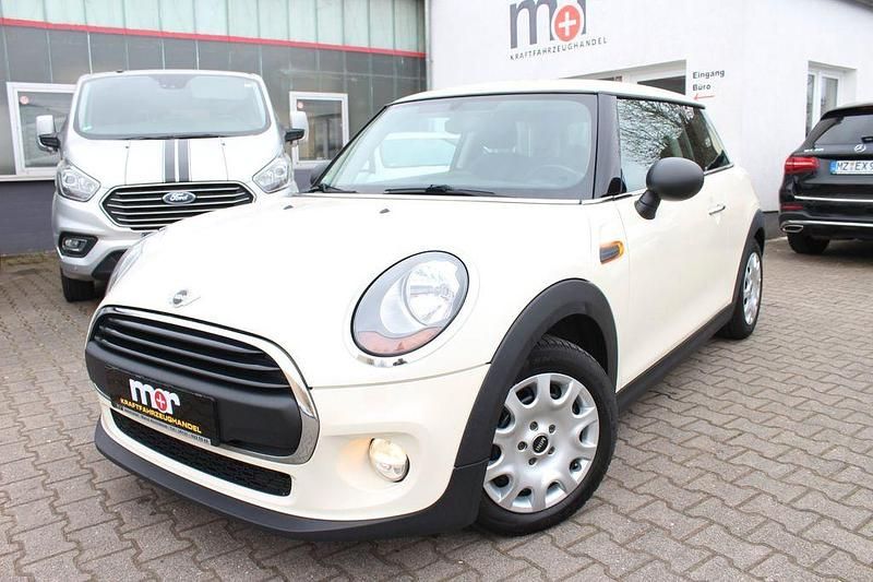 Second-hand Mini ONE 102 CP (75 kW) 2016 Alb Hatchback