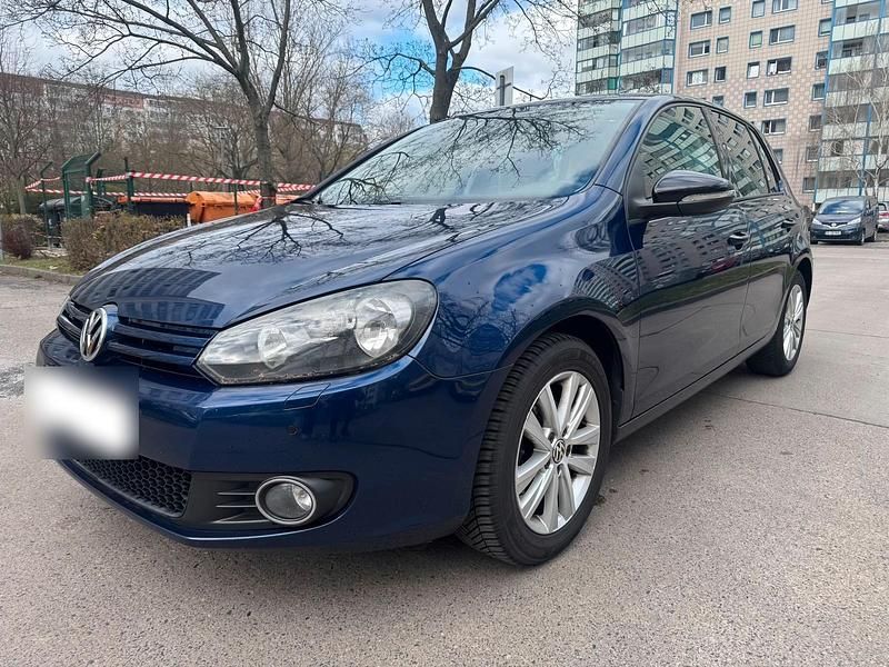 Gebraucht VW Golf VII Style 105 PS (77 kW) 2012 Blau Limousine