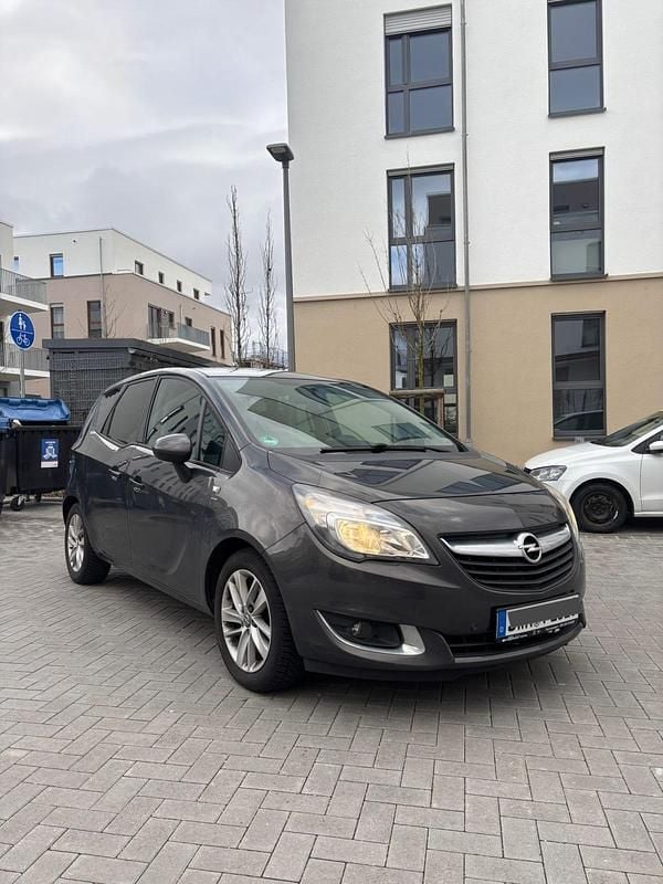 Gebraucht Opel Meriva Edition 140 PS (102 kW) 2015 Grau Van / Kleinbus