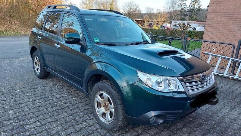 Gebraucht Subaru Forester Comfort 147 PS (108 kW) 2012 Grün SUV