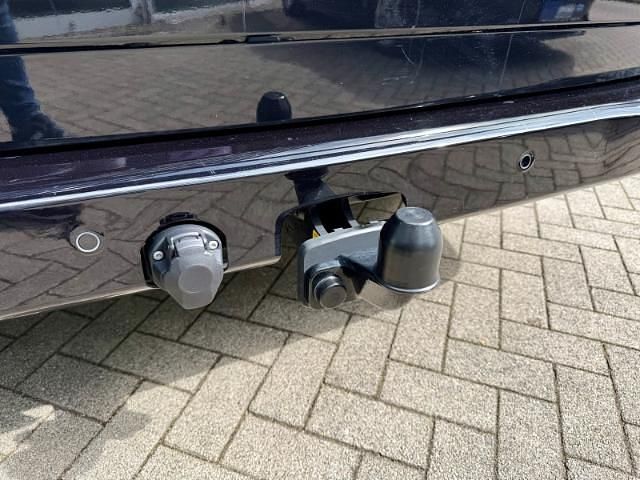 Usata Ford Tourneo Titanium 136 CV (100 kW) 2025 Nero Monovolume