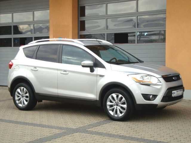 Gebraucht Ford Kuga Titanium 140 PS (102 kW) 2010 Silber metallic SUV