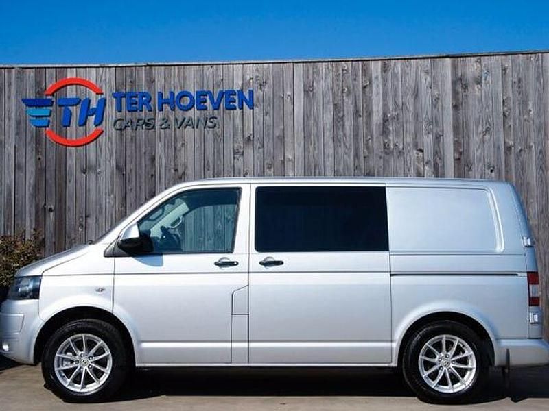 Silber Gebraucht 2010 VW T5 Van | 12.750 € (Fairer Preis) - Bild 1/4