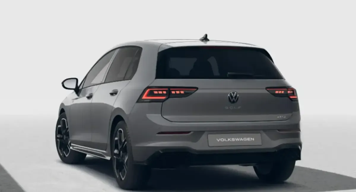 Neu VW Golf VIII R-line 150 PS (110 kW) 2026 Moonstone grey/black roof Limousine